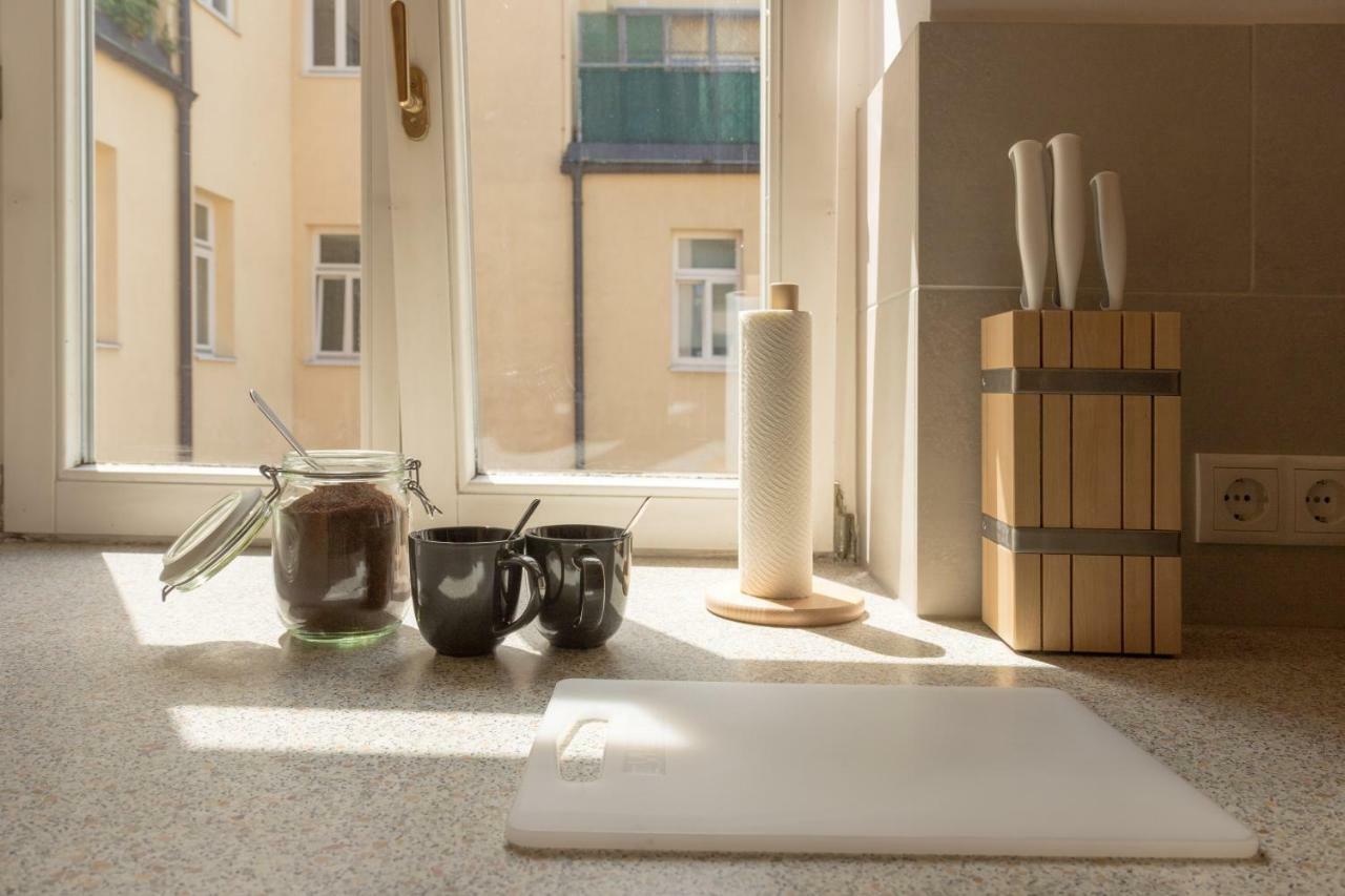 Kingsize Station Apartment
